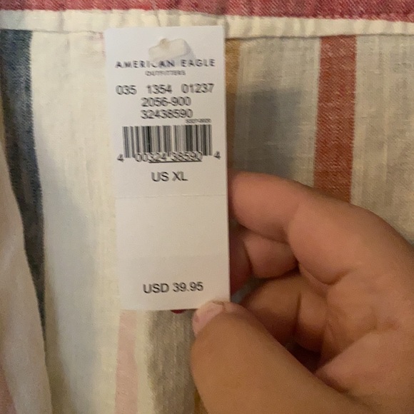 American eagle cropped top size XL - Picture 3 of 3